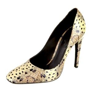 Bottega Veneta Animal Print Pumps • Italian 37.5 • US 7.5